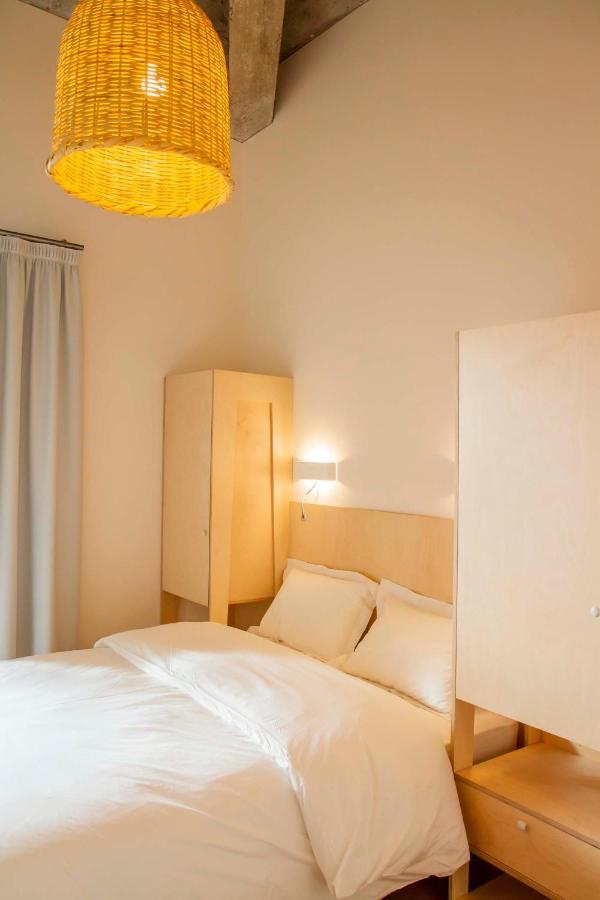 Une Chambre A L'Economat Bordeaux Kültér fotó